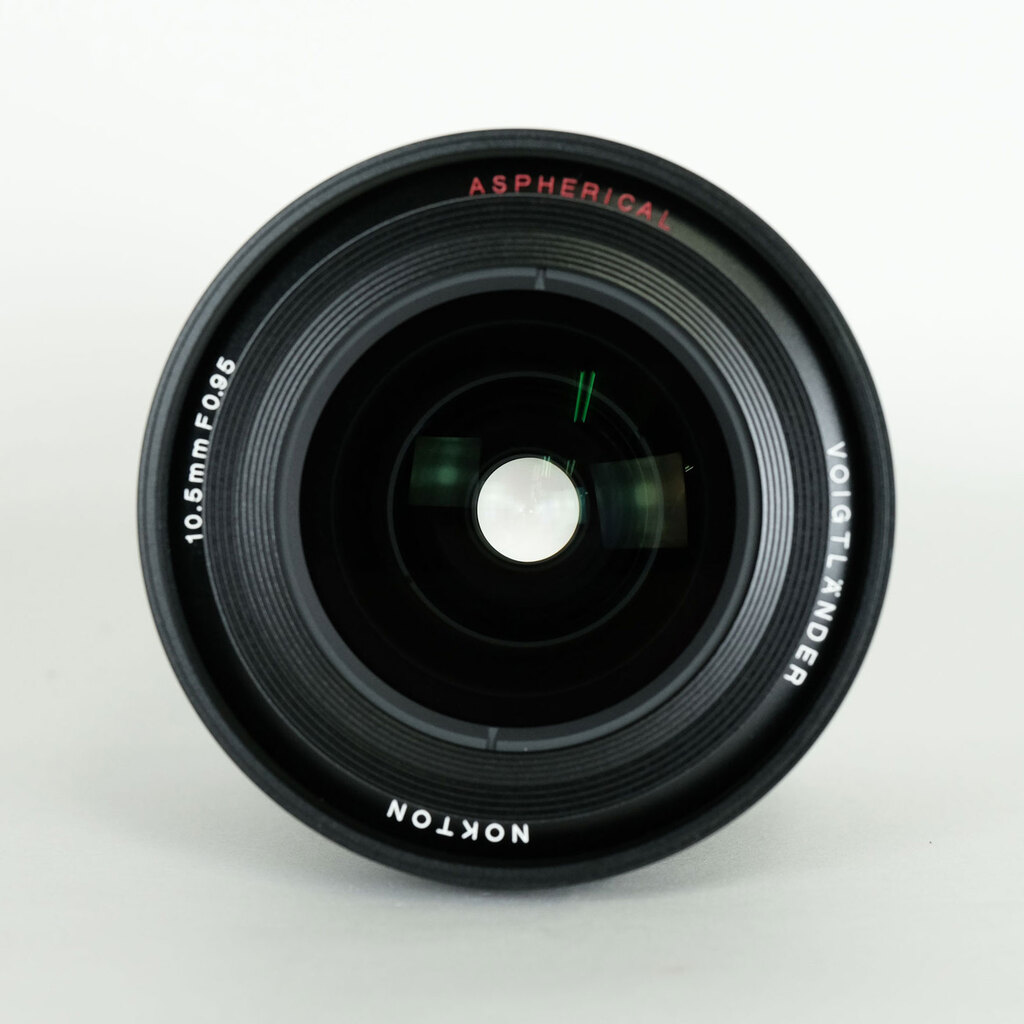 Voigtlander NOKTON 10.5mm F0.95(マイクロフォーサーズ用) Voigtlander NOKTON 10.5mm F0.95(マイクロフォーサーズ用)