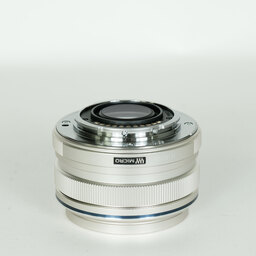 OLYMPUS M.ZUIKO DIGITAL 17mm F1.8