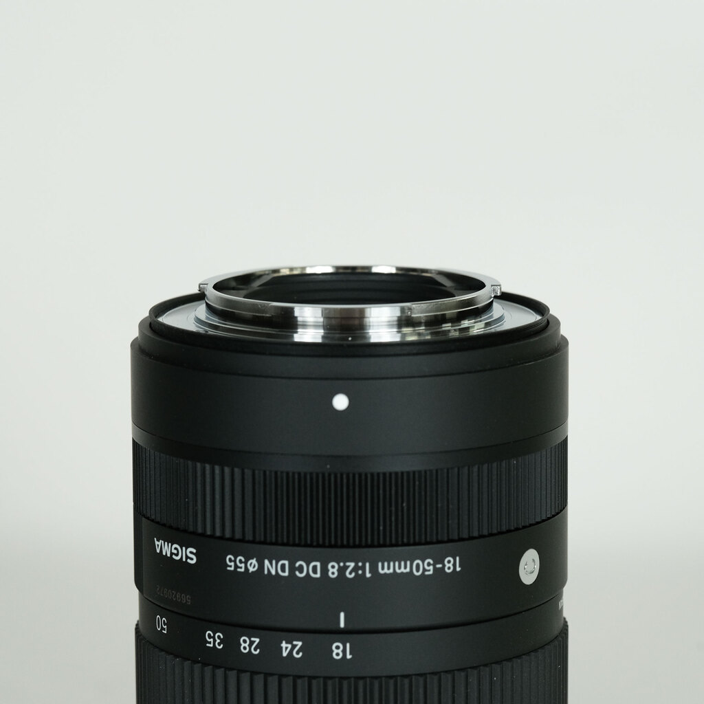 SIGMA 18-50mm F2.8 DC DN｜Contemporary [フジフイルムX用]