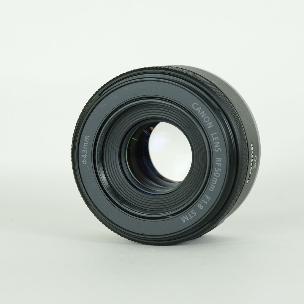 Canon RF50mm F1.8 STM