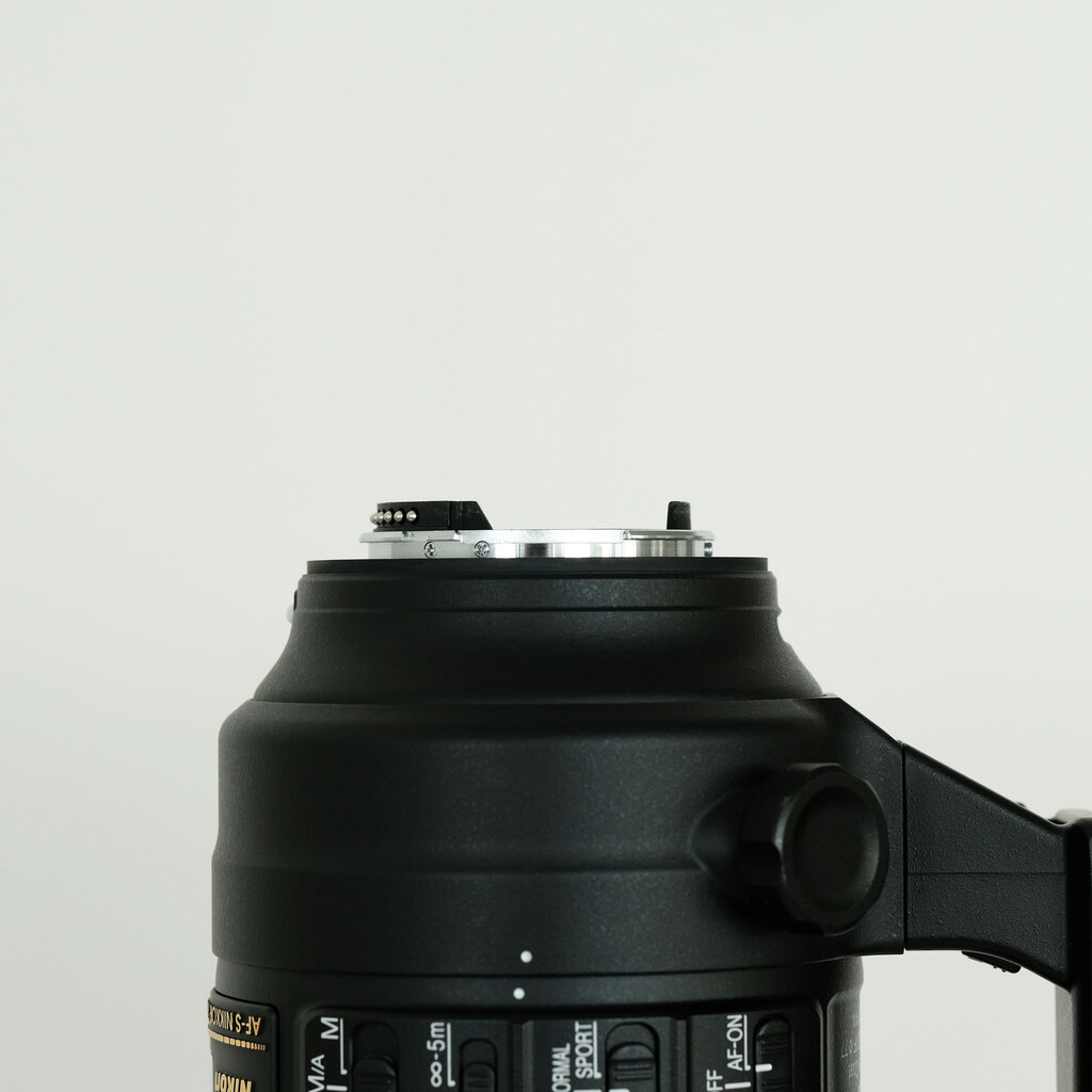 Nikon AF-S NIKKOR 70-200mm f/2.8E FL ED VR Nikon AF-S NIKKOR 70-200mm f/2.8E FL ED VR