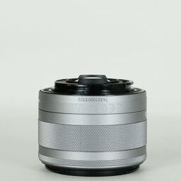 Canon EF-M15-45mm F3.5-6.3 IS STM Canon EF-M15-45mm F3.5-6.3 IS STM