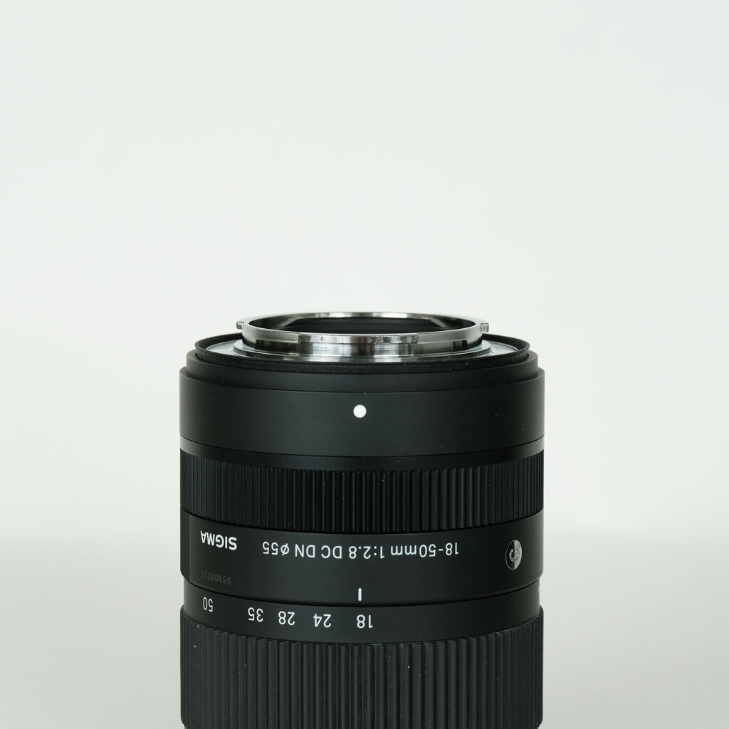 SIGMA 18-50mm F2.8 DC DN｜Contemporary [フジフイルムX用]