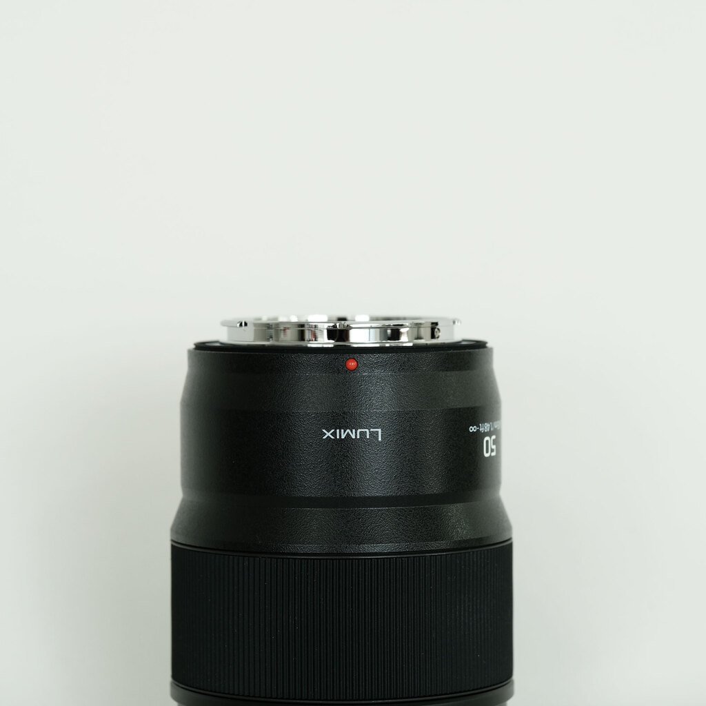Panasonic LUMIX S 50mm F1.8 Panasonic LUMIX S 50mm F1.8