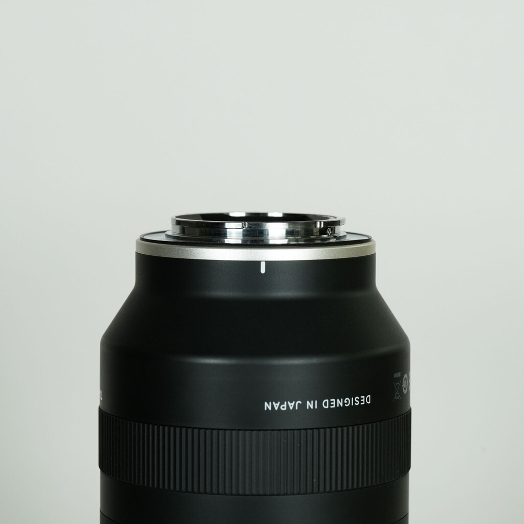 TAMRON 70-180mm F/2.8 Di III VXD (Model A056) [ ソニーE用 ]