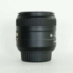 Nikon AF-S DX Micro NIKKOR 40mm f/2.8G Nikon AF-S DX Micro NIKKOR 40mm f/2.8G