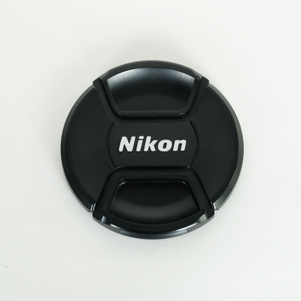 Nikon AF-S NIKKOR 24-70mm f/2.8E ED VR Nikon AF-S NIKKOR 24-70mm f/2.8E ED VR