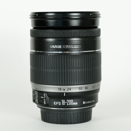 Canon EF-S18-200mm F3.5-5.6 IS