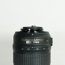 Nikon AF-S DX NIKKOR 18-55mm F3.5-5.6 G VR Nikon AF-S DX NIKKOR 18-55mm F3.5-5.6 G VR
