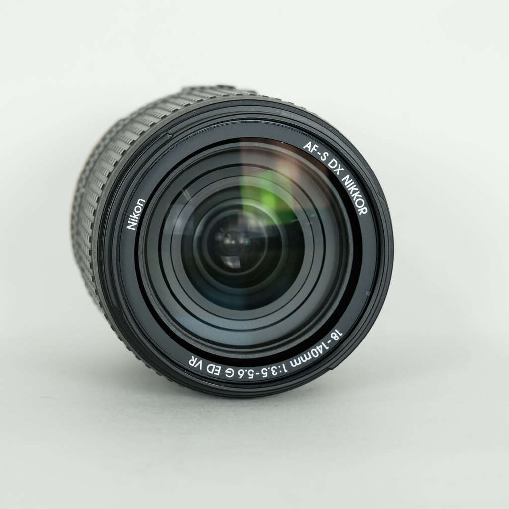Nikon AF-S DX NIKKOR 18-140mm F3.5-5.6G ED VR