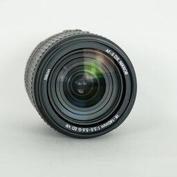 Nikon AF-S DX NIKKOR 18-140mm F3.5-5.6G ED VR
