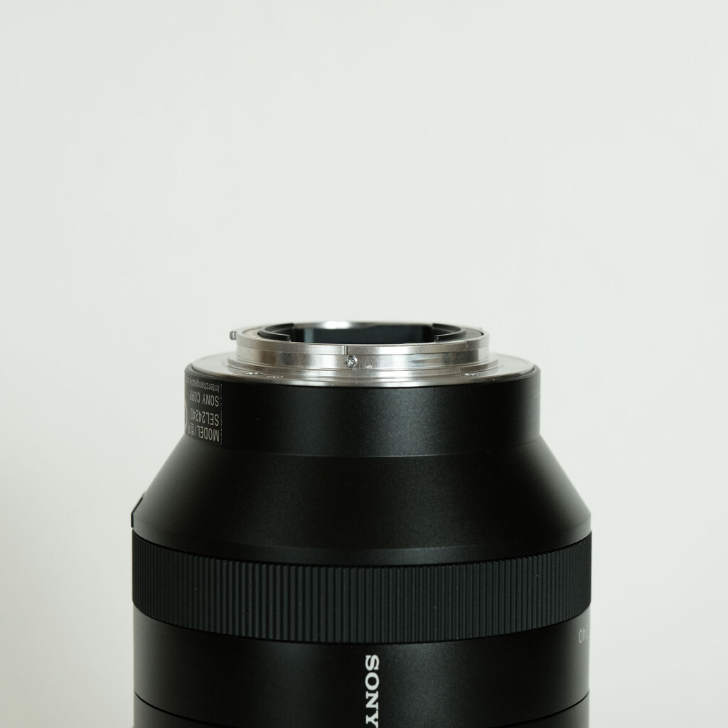 SONY FE 24-240mm F3.5-6.3 OSS SEL24240 SONY FE 24-240mm F3.5-6.3 OSS SEL24240