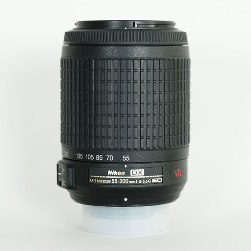 Nikon AF-S DX VR Zoom-Nikkor 55-200mm F4-5.6G IF-ED