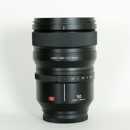 Panasonic LUMIX S PRO 50mm F1.4 Panasonic LUMIX S PRO 50mm F1.4