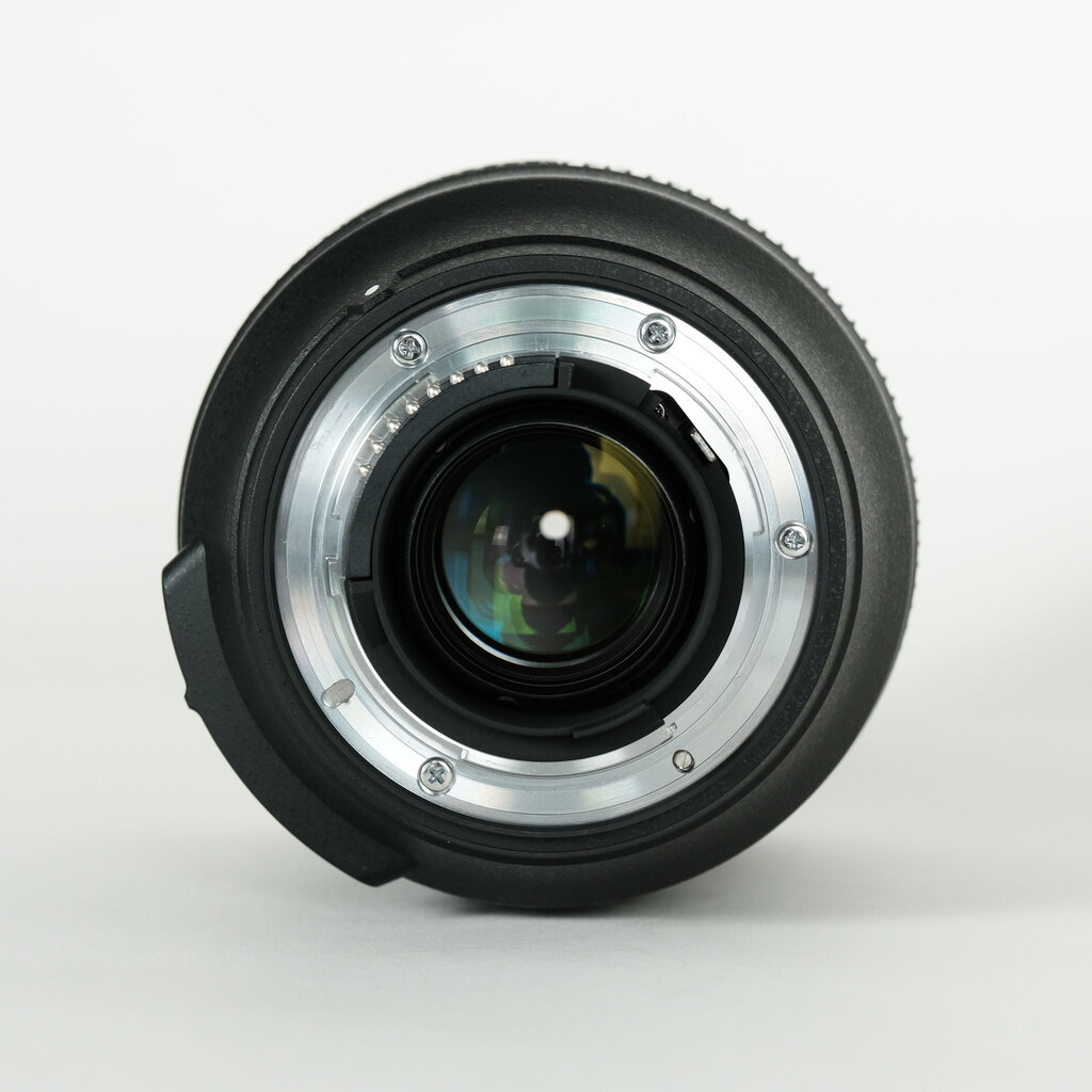 Nikon AF-S NIKKOR 24-120mm f/4G ED VR Nikon AF-S NIKKOR 24-120mm f/4G ED VR