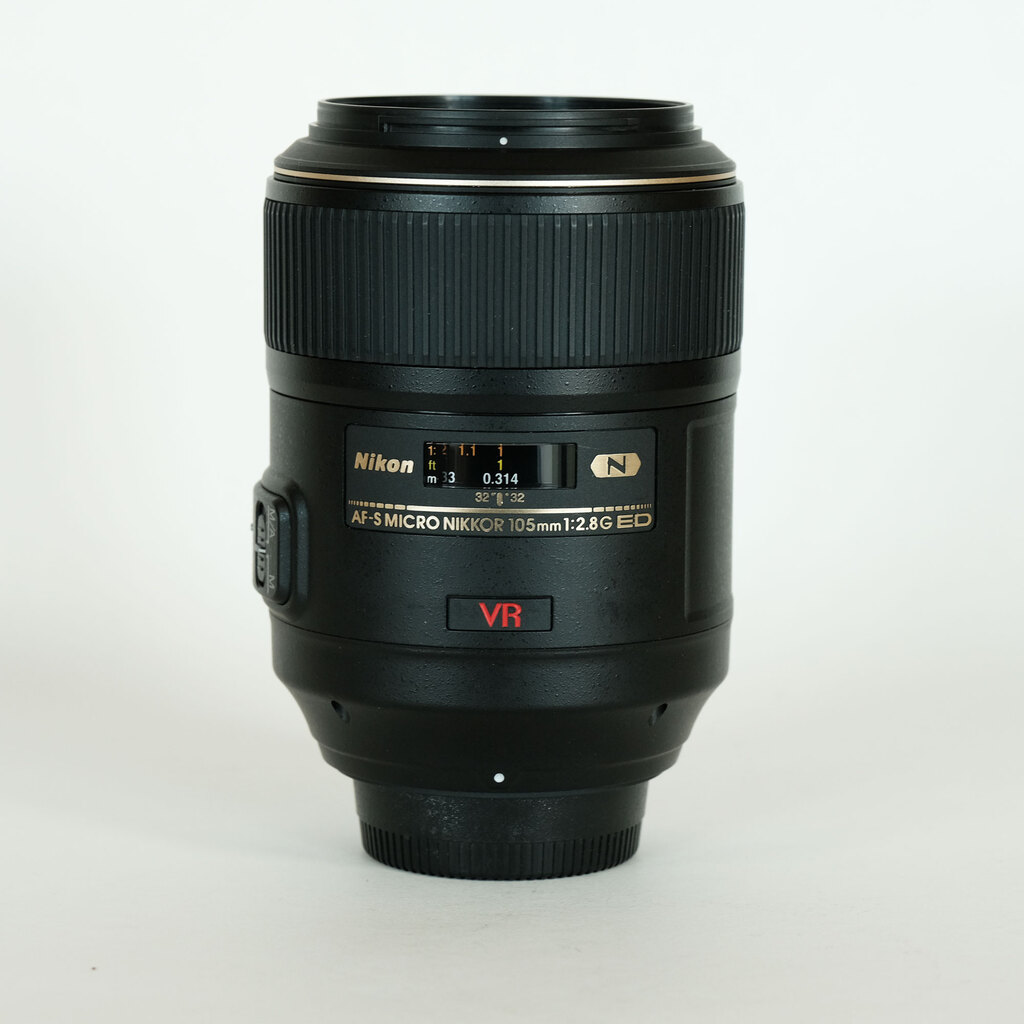 Nikon AF-S VR Micro-Nikkor 105mm f/2.8G IF-ED