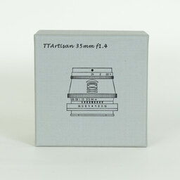TTArtisan 35mm f/1.4 C [フジフイルムX用]