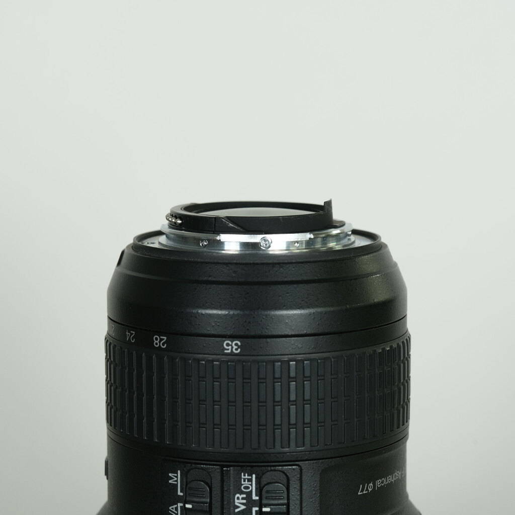 Nikon AF-S NIKKOR 16-35mm F4 G ED VR Nikon AF-S NIKKOR 16-35mm F4 G ED VR