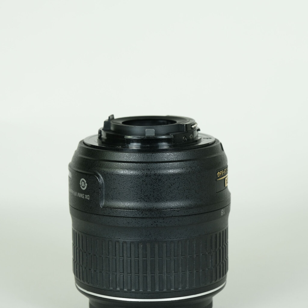 Nikon AF-S DX NIKKOR 18-55mm F3.5-5.6 G VR