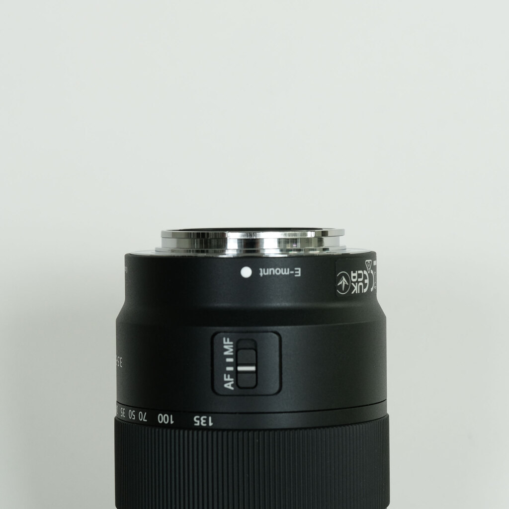 SONY E 18-135mm F3.5-5.6 OSS SEL18135 SONY E 18-135mm F3.5-5.6 OSS SEL18135