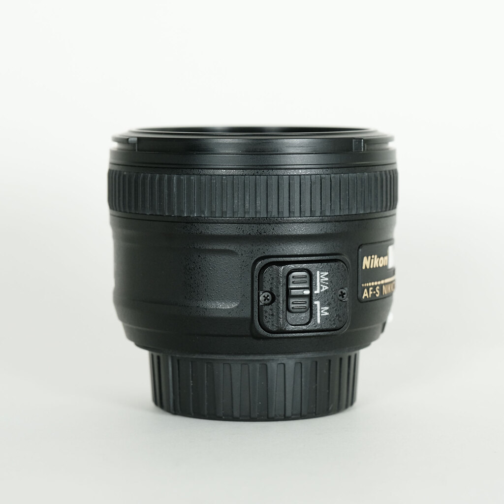 Nikon AF-S NIKKOR 50mm f/1.8G Nikon AF-S NIKKOR 50mm f/1.8G