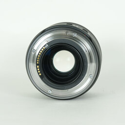 Canon RF35mm F1.8 MACRO IS STM Canon RF35mm F1.8 MACRO IS STM