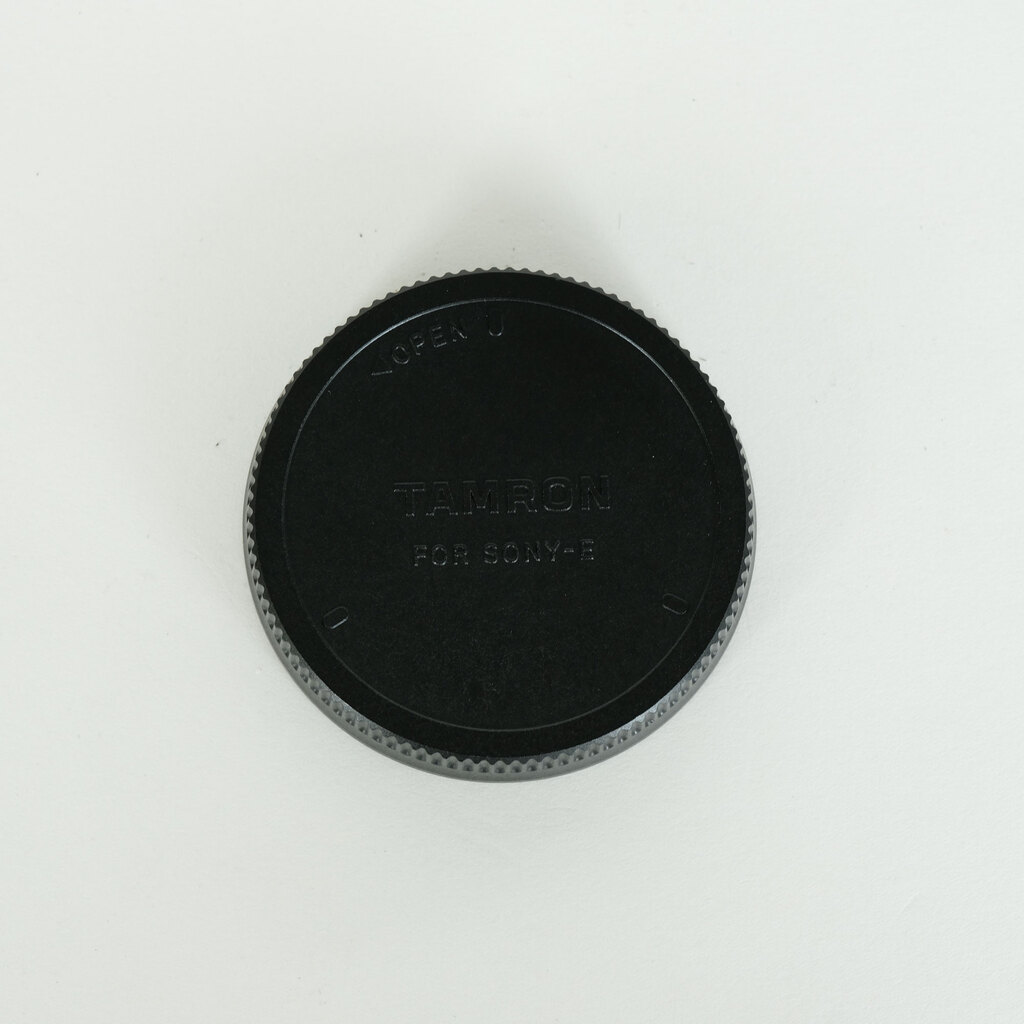 TAMRON 90mm F/2.8 Di III MACRO VXD [ソニーE用]