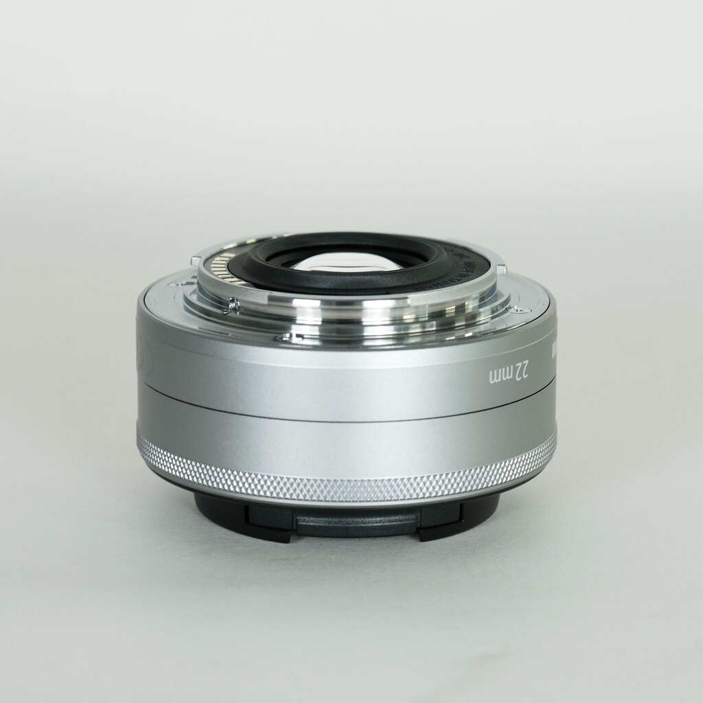 Canon EF-M 22mm f/2 STM レンズ 美品 EFレンズ キャノン 単焦点レンズ CANON EF-M 22mm F2 STM