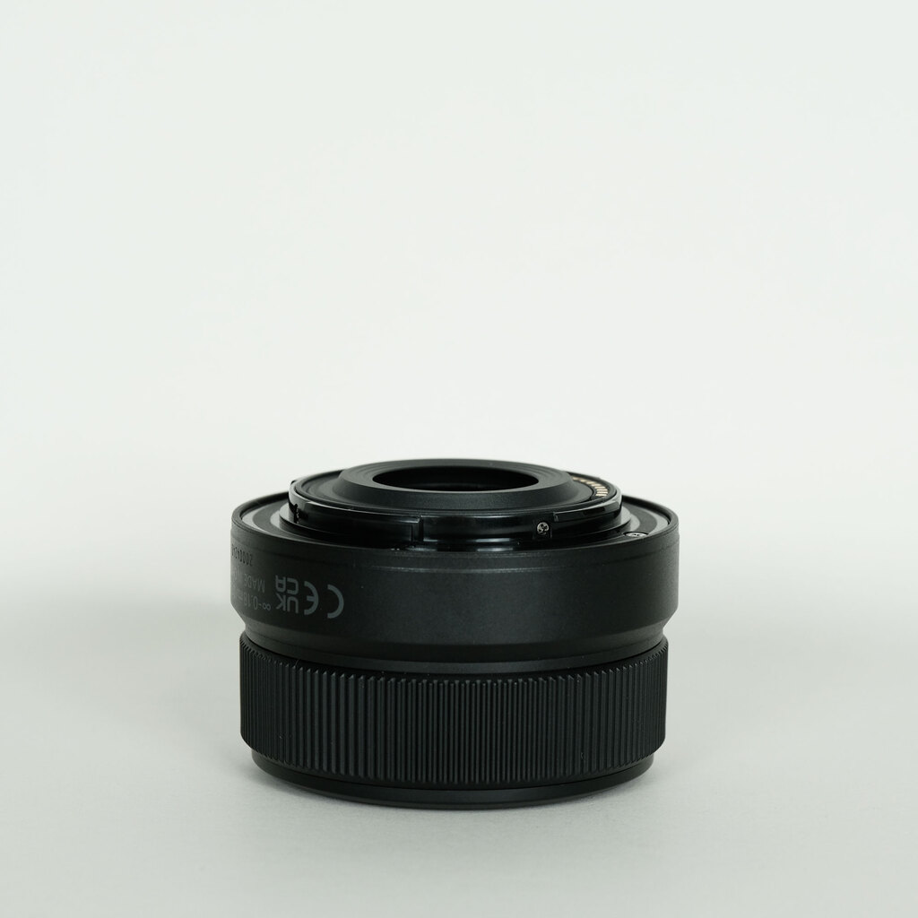 Nikon NIKKOR Z DX 24mm f/1.7 Nikon NIKKOR Z DX 24mm f/1.7