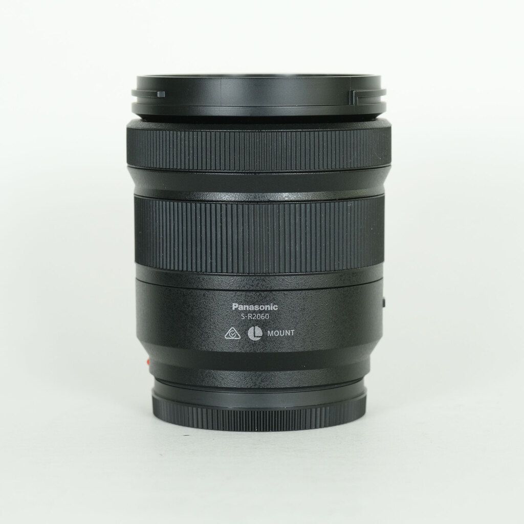 Panasonic LUMIX S 20-60mm F3.5-5.6 Panasonic LUMIX S 20-60mm F3.5-5.6