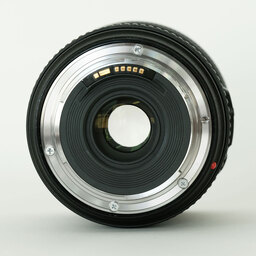 Canon EF24-70mm F4L IS USM Canon EF24-70mm F4L IS USM