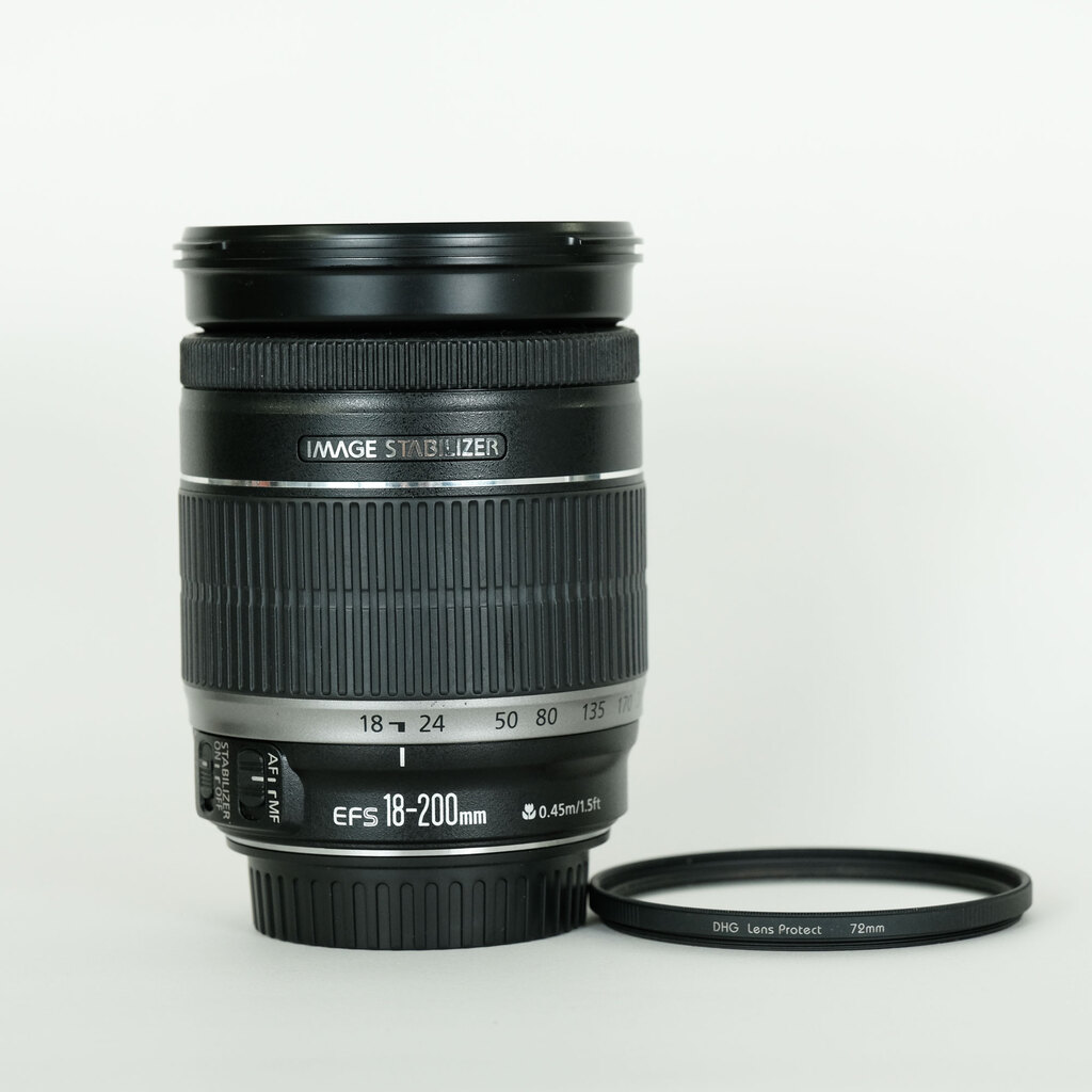 Canon EF-S18-200mm F3.5-5.6 IS Canon EF-S18-200mm F3.5-5.6 IS