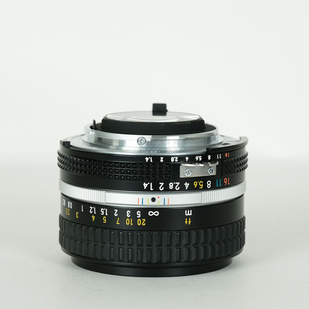 Nikon Ais NIKKOR 50mm f/1.4 単焦点レンズ 美品 定番標準オールドレンズ】Nikon Ai-s NIKKOR 50mm F1.4 整備済