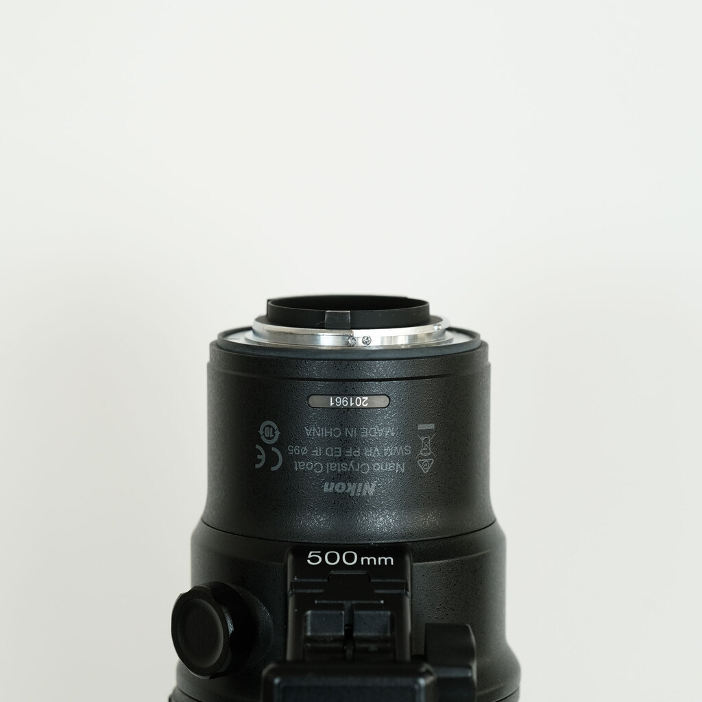 Nikon AF-S NIKKOR 500mm f/5.6E PF ED VR Nikon AF-S NIKKOR 500mm f/5.6E PF ED VR
