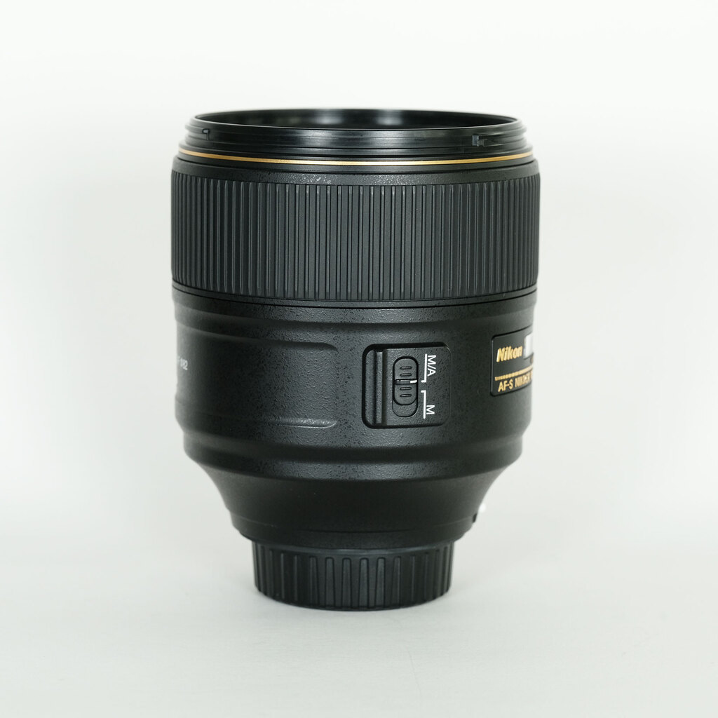 Nikon AF-S NIKKOR 105mm f/1.4E EDの出品 | ONE SCENE（ワンシーン）