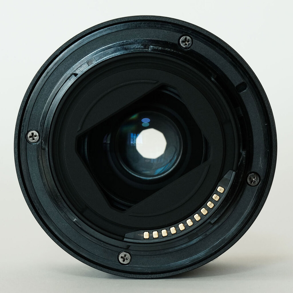 Nikon NIKKOR Z 40mm f/2 Nikon NIKKOR Z 40mm f/2