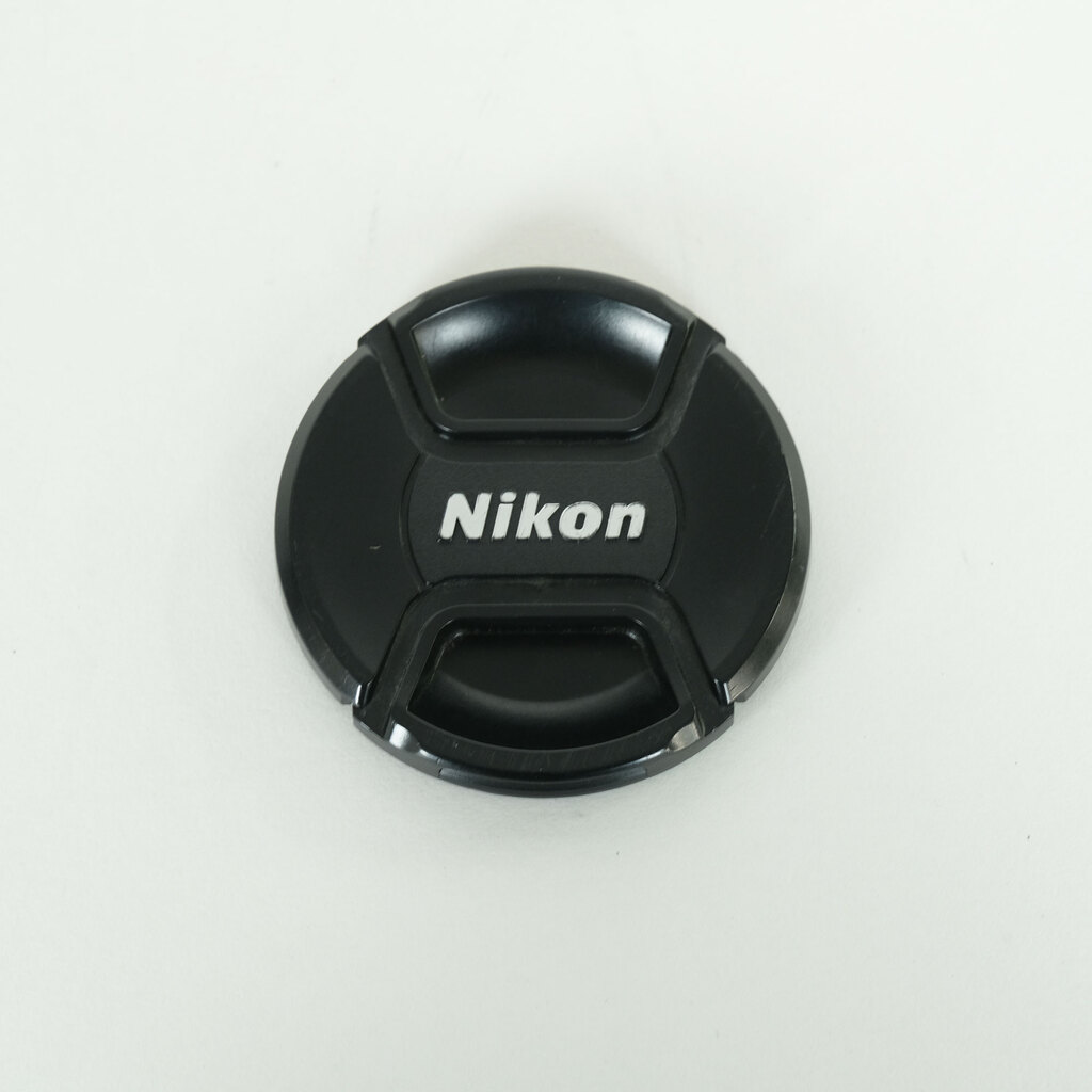 Nikon AF-S NIKKOR 24-85mm F3.5-4.5G ED VR Nikon AF-S NIKKOR 24-85mm F3.5-4.5G ED VR