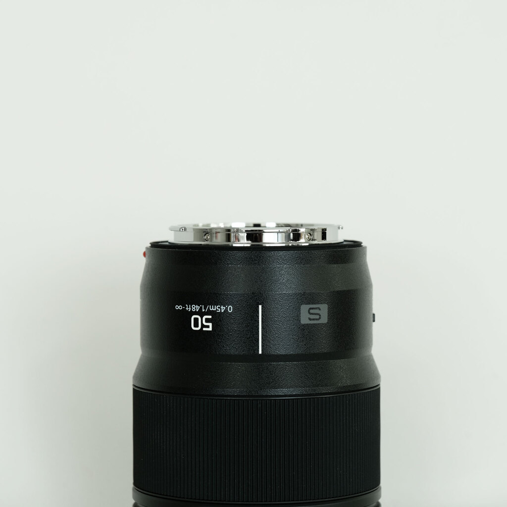 Panasonic LUMIX S 50mm F1.8 Panasonic LUMIX S 50mm F1.8