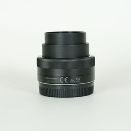 Panasonic LUMIX G VARIO 12-32mm / F3.5-5.6 ASPH. / MEGA O.I.S.