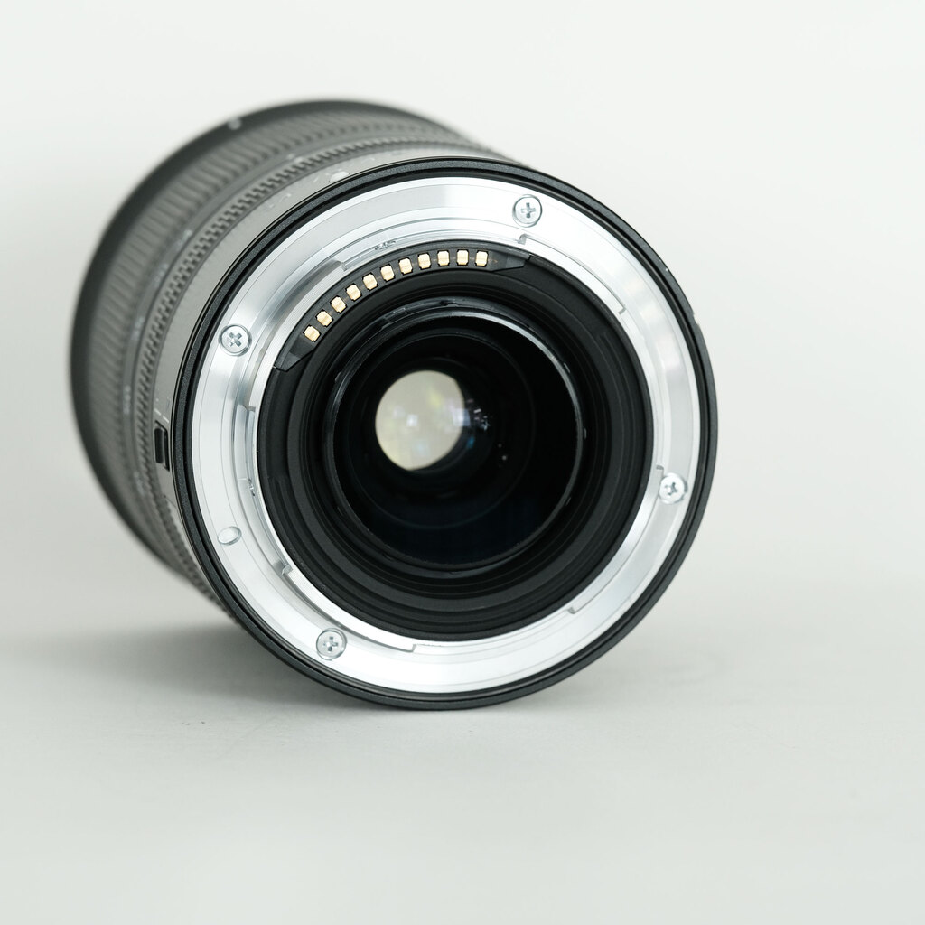 Nikon NIKKOR Z 24-70mm f/4 S Nikon NIKKOR Z 24-70mm f/4 S