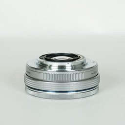 OLYMPUS M.ZUIKO DIGITAL ED 14-42mm F3.5-5.6 EZ シルバー OLYMPUS M.ZUIKO DIGITAL ED 14-42mm F3.5-5.6 EZ シルバー