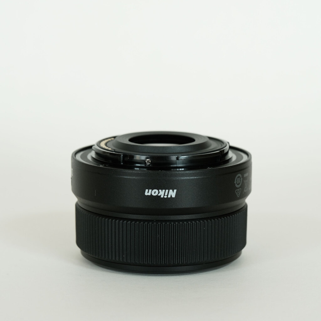 Nikon NIKKOR Z DX 24mm f/1.7 Nikon NIKKOR Z DX 24mm f/1.7