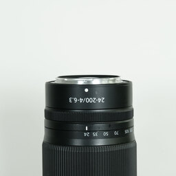 Nikon NIKKOR Z 24-200mm f/4-6.3 VR Nikon NIKKOR Z 24-200mm f/4-6.3 VR