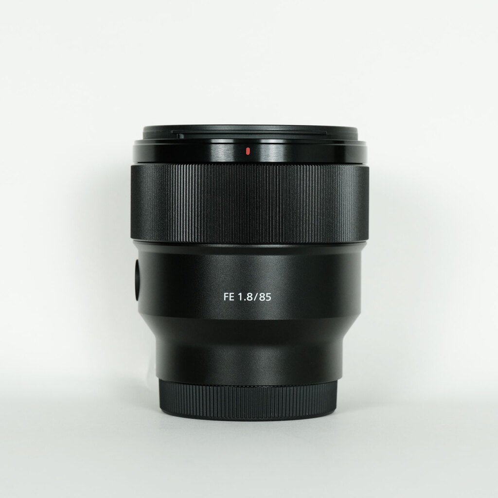 SONY FE 85mm F1.8 SEL85F18 SONY FE 85mm F1.8 SEL85F18