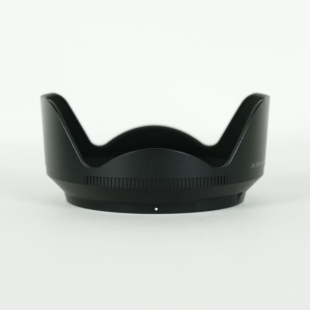 Nikon NIKKOR Z 24-200mm f/4-6.3 VR Nikon NIKKOR Z 24-200mm f/4-6.3 VR