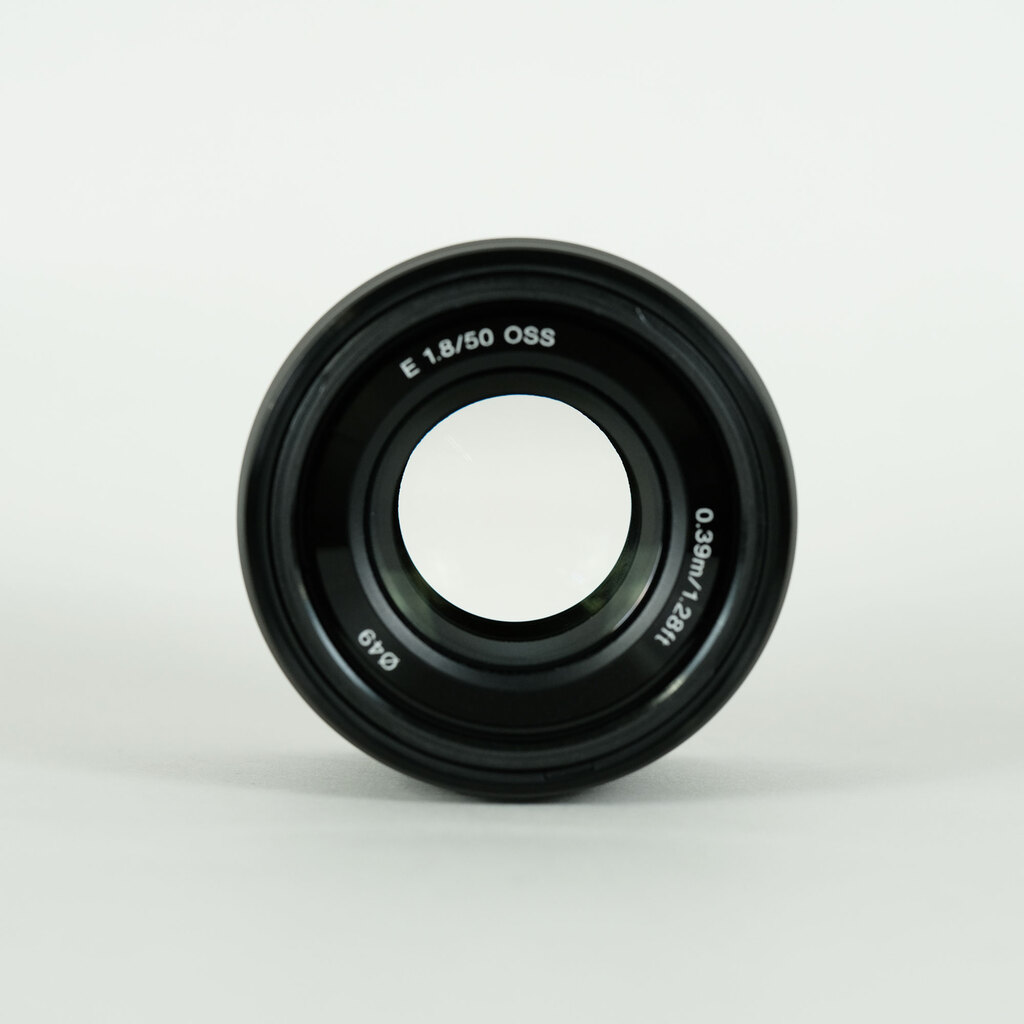 SONY E 50mm F1.8 OSS SEL50F18