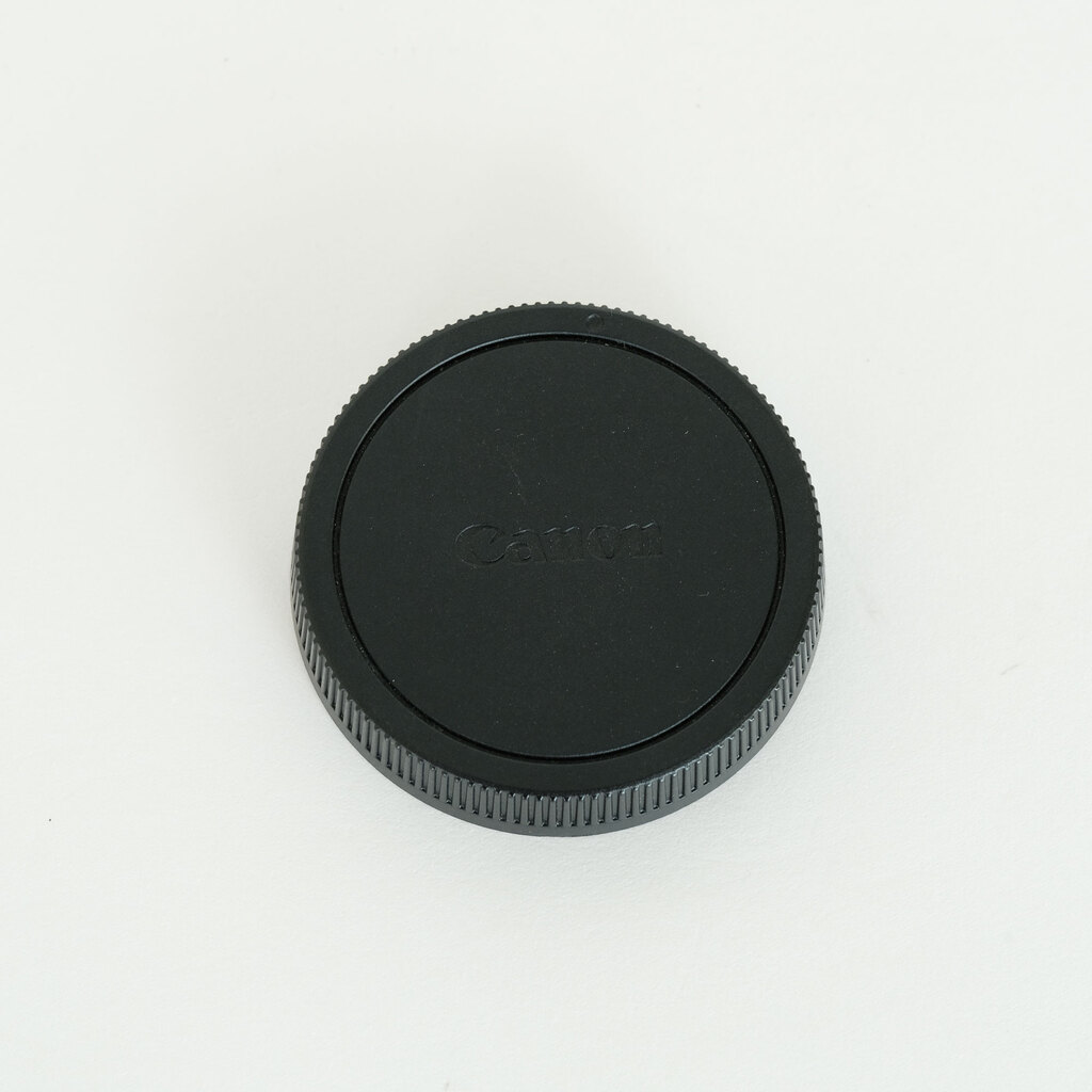 Canon EF-M15-45mm F3.5-6.3 IS STM Canon EF-M15-45mm F3.5-6.3 IS STM