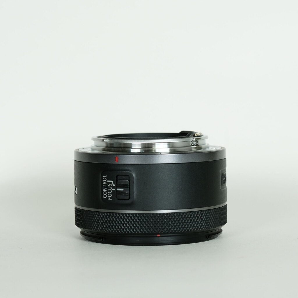 Canon RF50mm F1.8 STM Canon RF50mm F1.8 STM