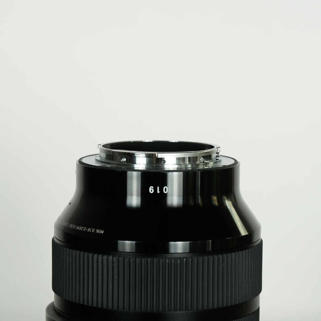SIGMA Artレンズ　24-70mm Canon用 新品)SIGMA (シグマ) Art 24-70mm F2.8 DG OS HSM (キヤノンEF用