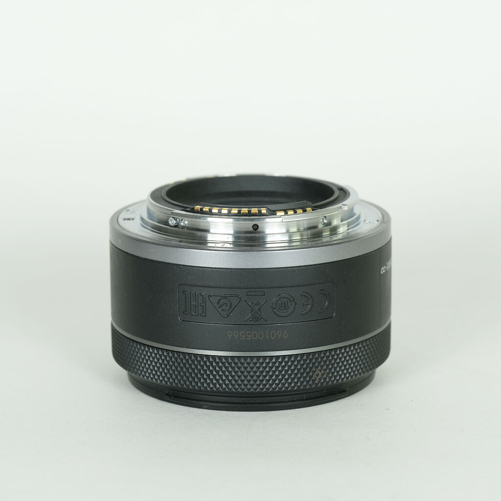 Canon RF50mm F1.8 STM